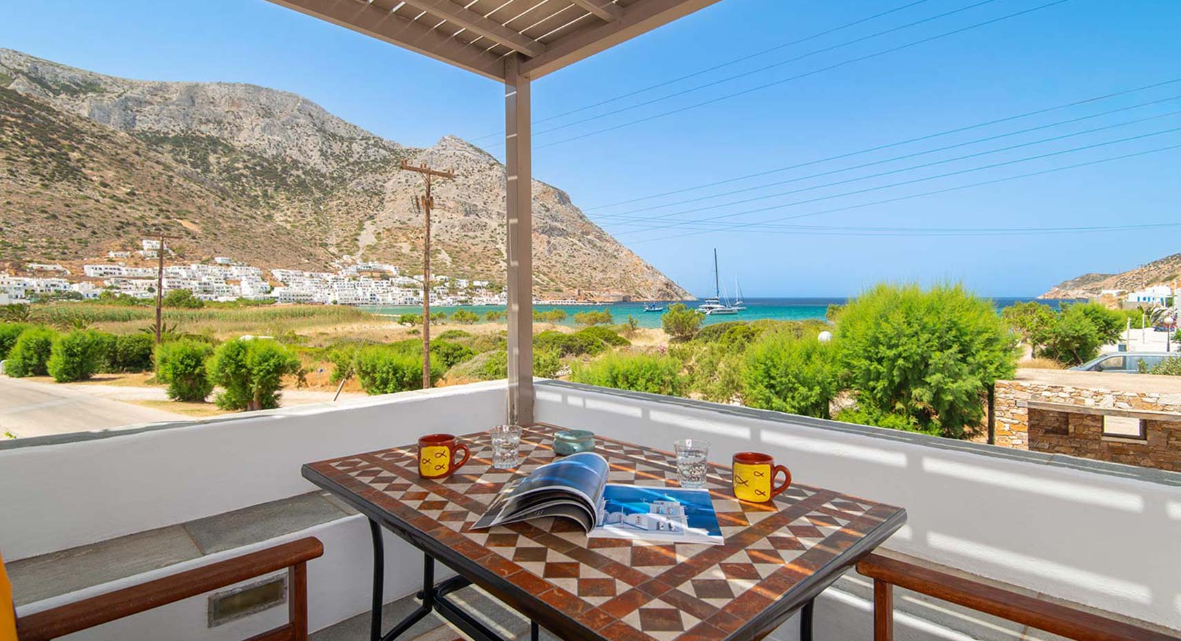 Βεράντα με θέα στη θάλασσα