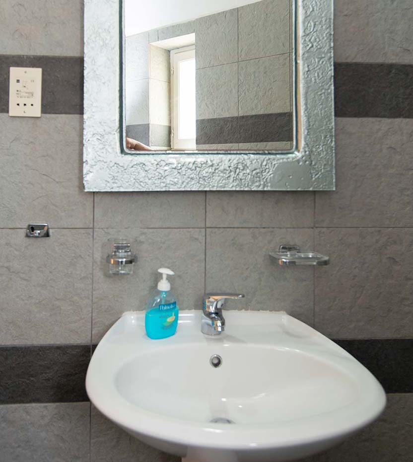 Το μπάνιο στο διαμέρισμα 3